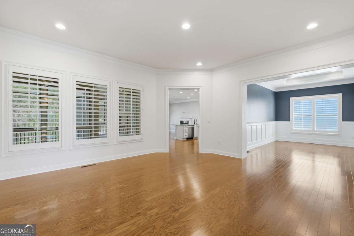 655 Hemlock Trail Canton - Photo 19