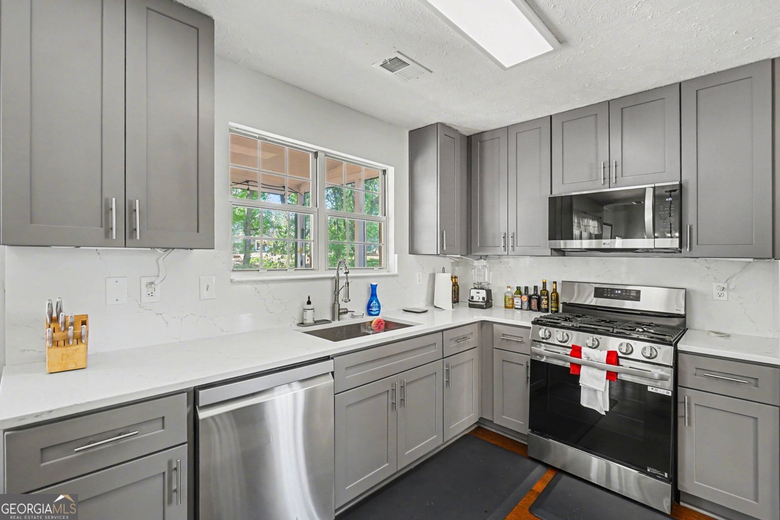 1320 Primrose Drive Roswell - Photo 8