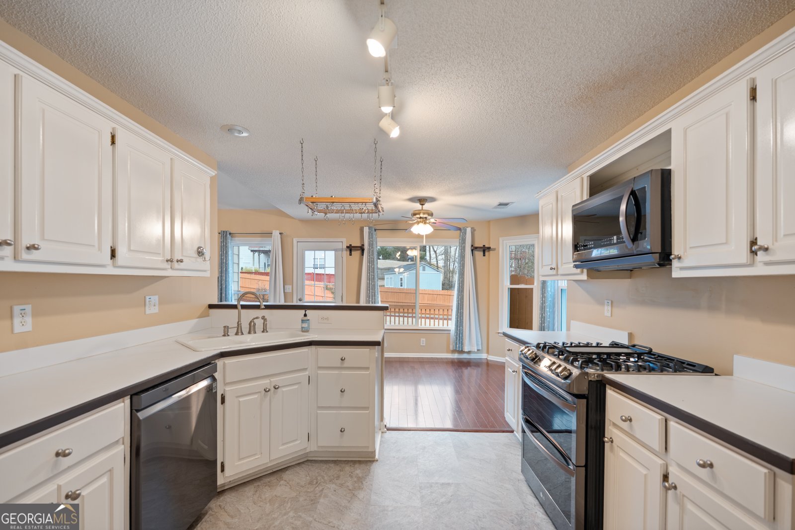 5791 Mason Jones Drive Powder Springs - Photo 11