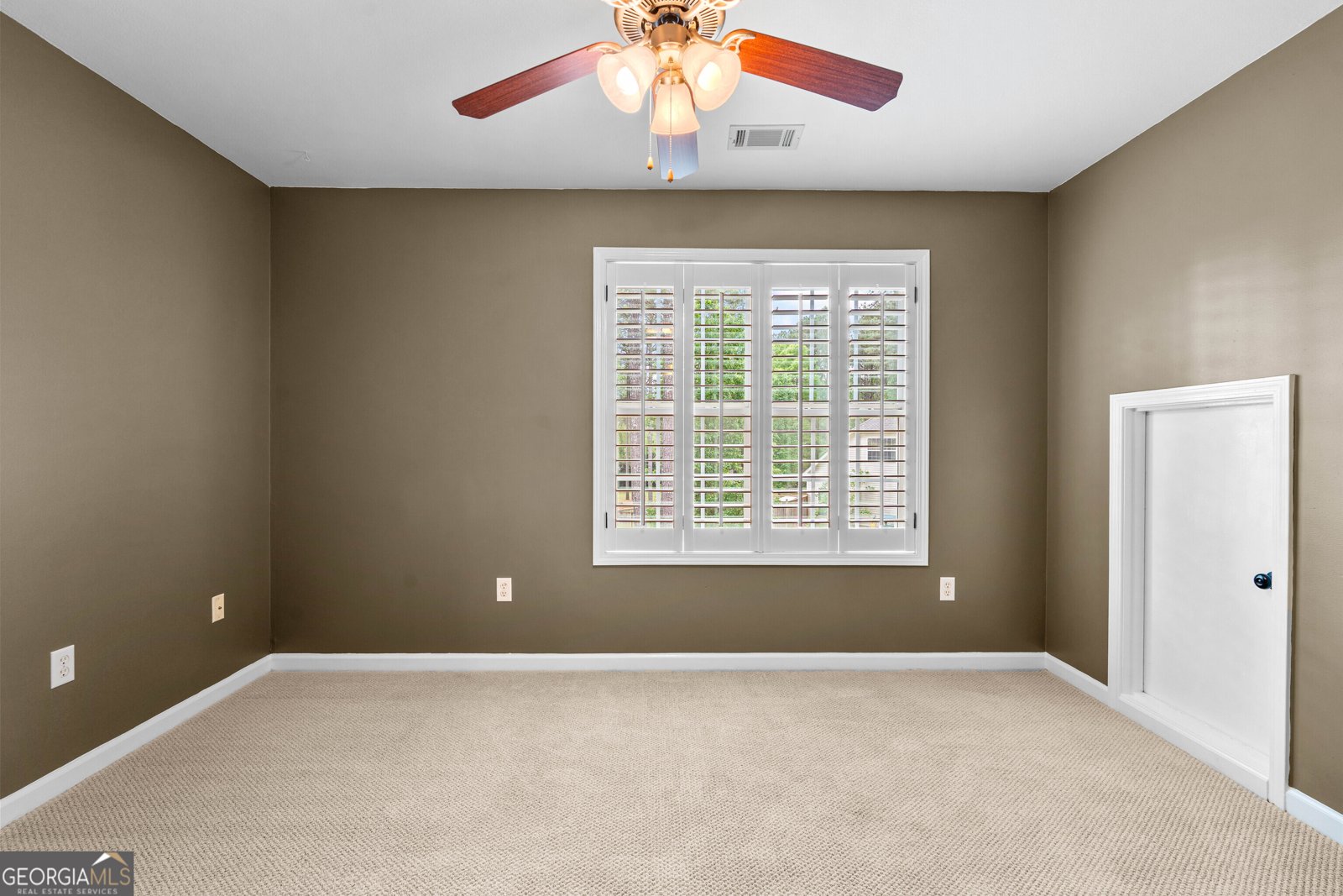 526 Kaitlin Circle Griffin - Photo 28