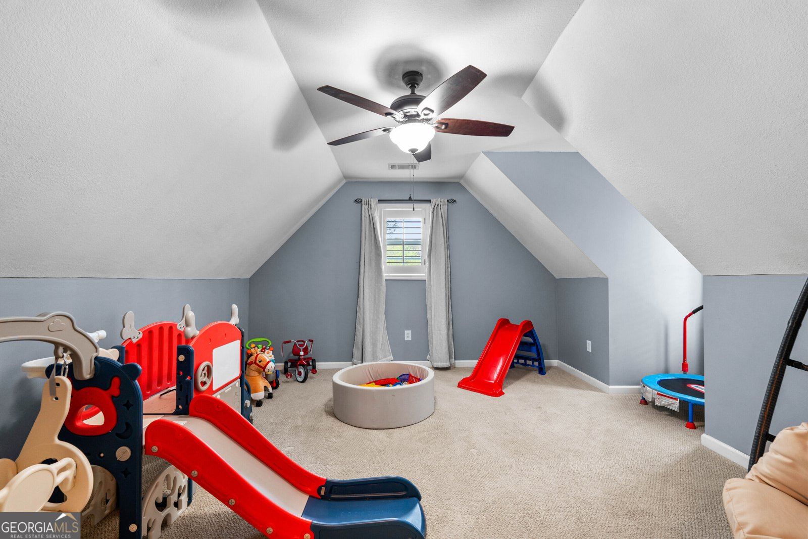 526 Kaitlin Circle Griffin - Photo 34