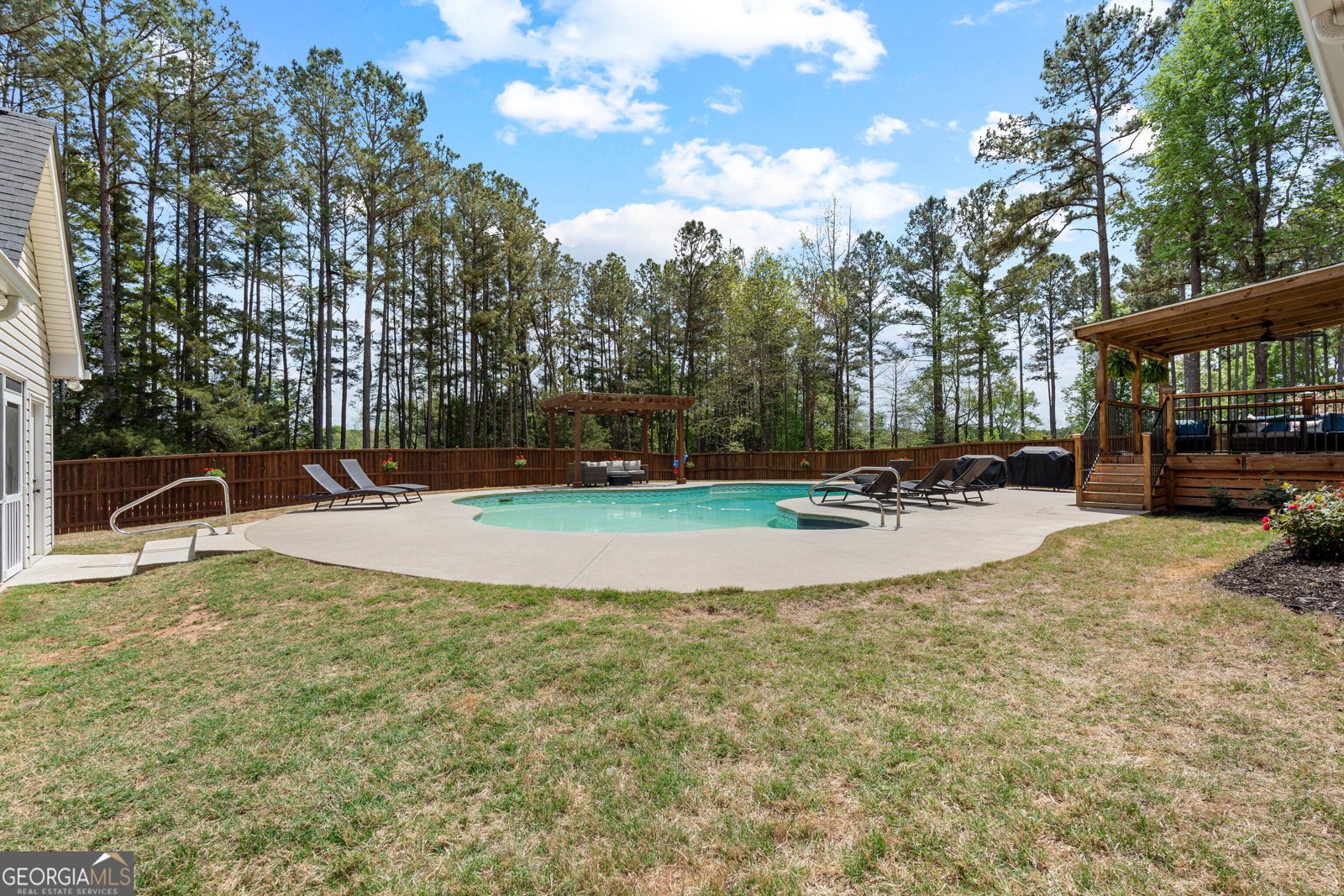 526 Kaitlin Circle Griffin - Photo 37