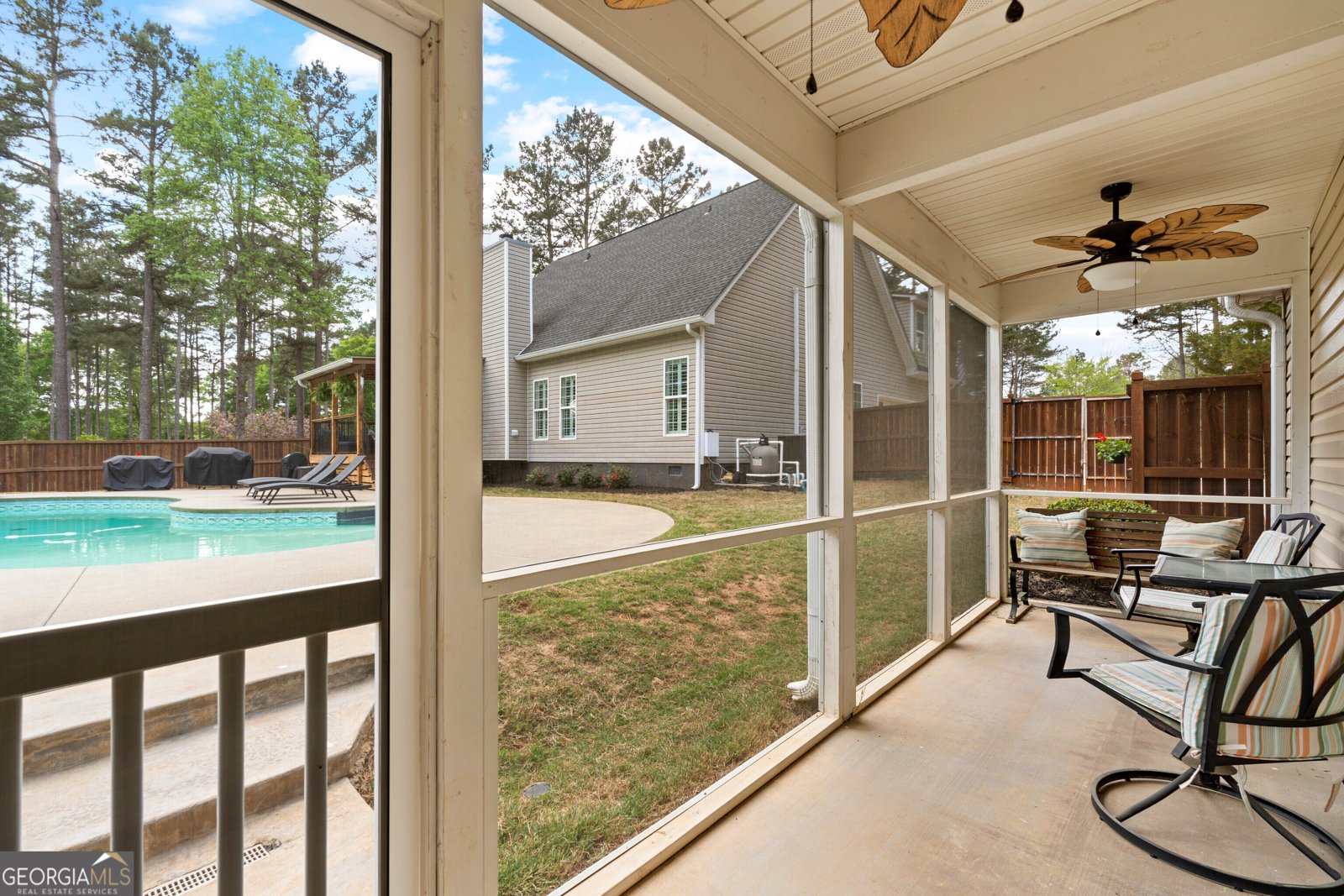 526 Kaitlin Circle Griffin - Photo 45