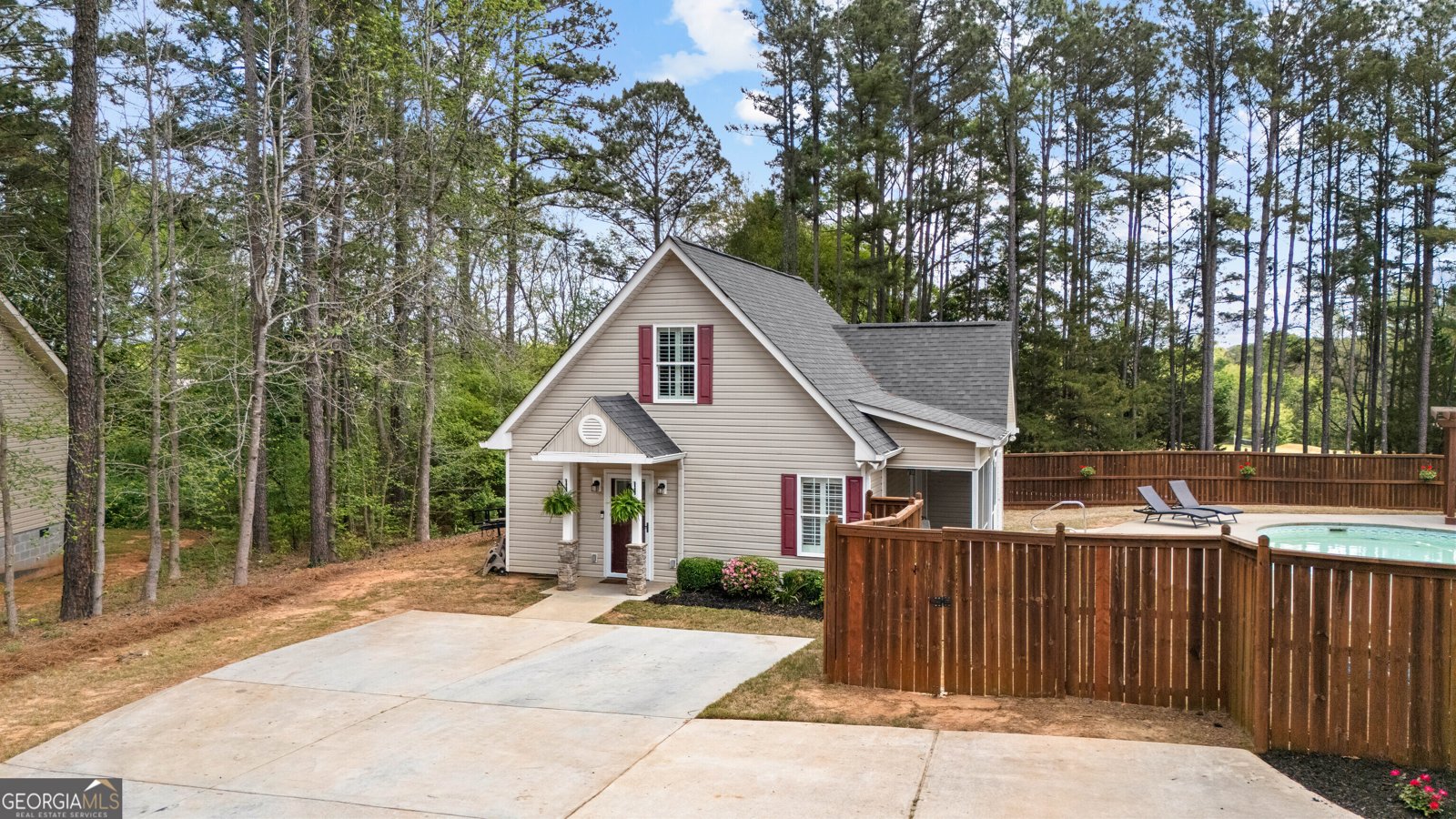 526 Kaitlin Circle Griffin - Photo 67