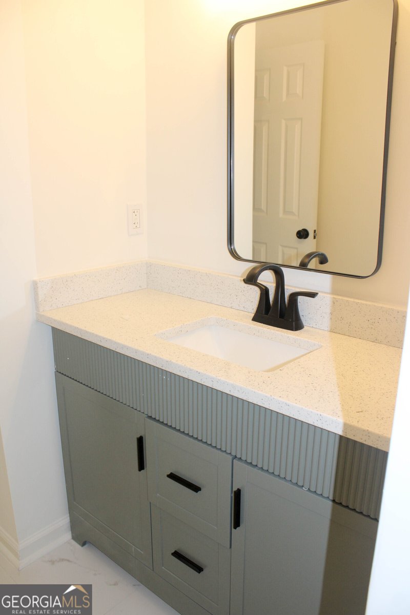 895 Waterview Drive Lagrange - Photo 44