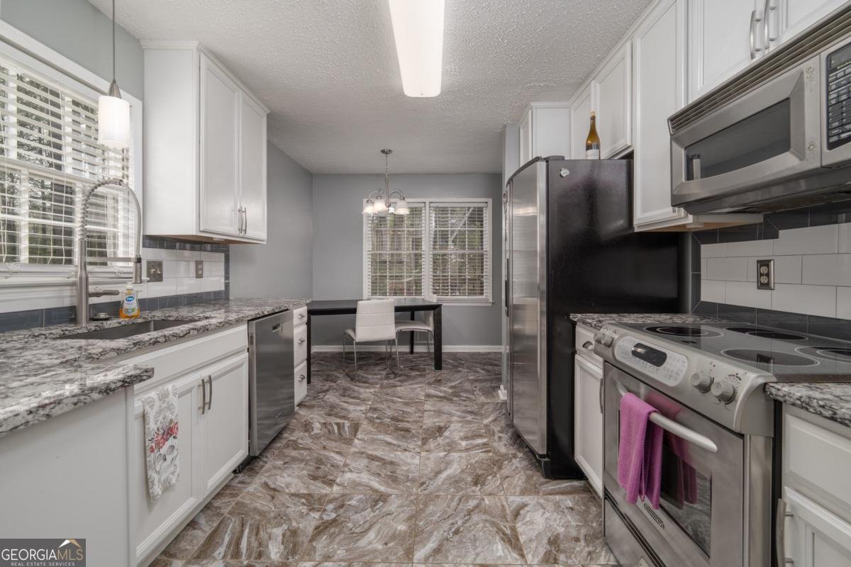 23 Peggy Court Marietta - Photo 6