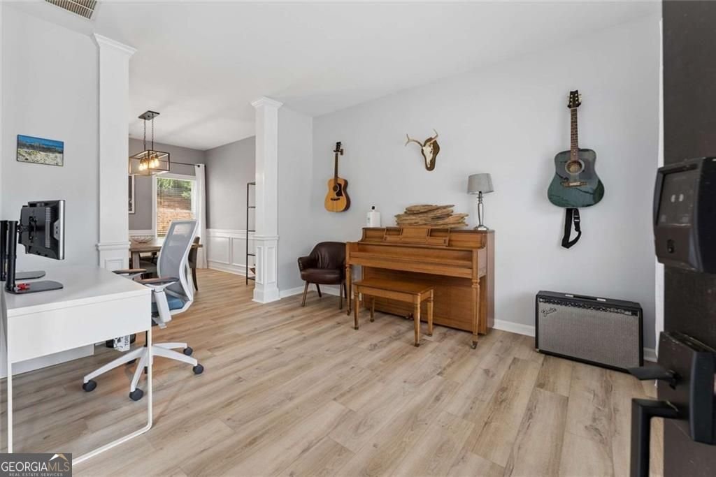 4380 Clairesbrook Lane Acworth - Photo 8