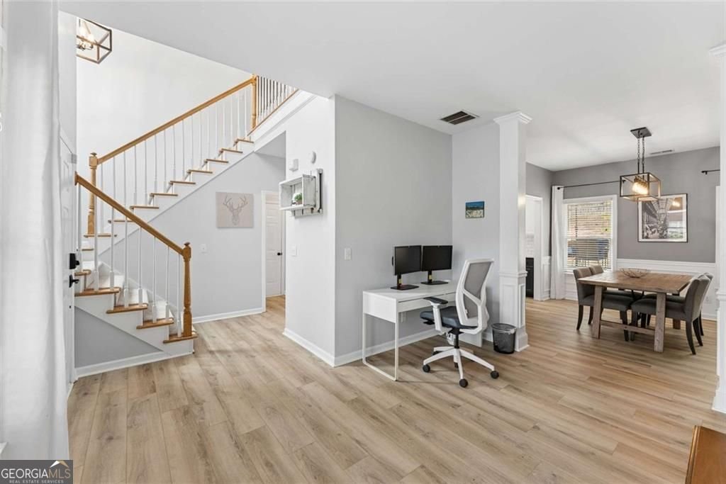 4380 Clairesbrook Lane Acworth - Photo 9