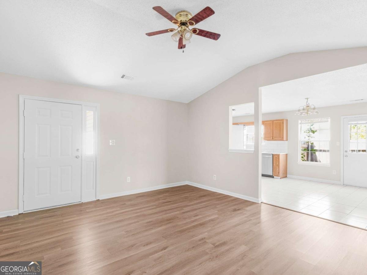 276 Village Drive Mcdonough - Photo 14