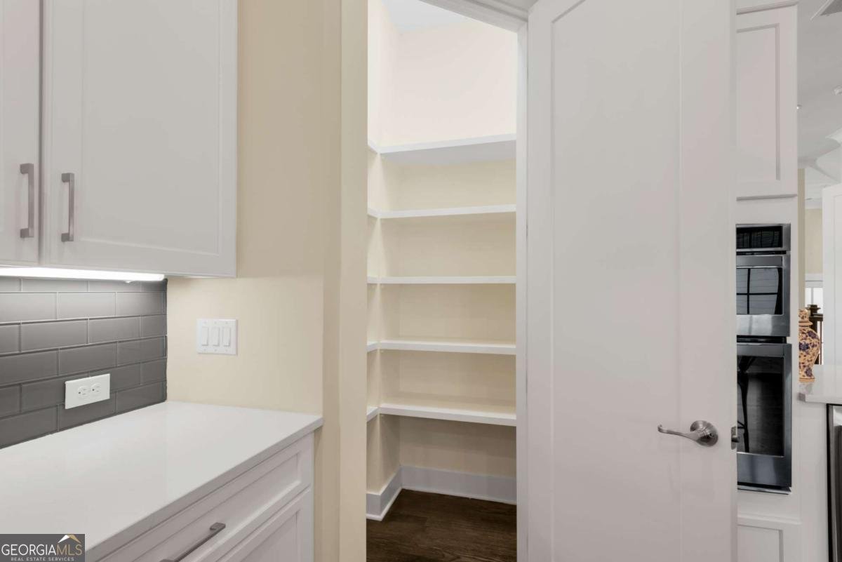 917 On Main Drive Woodstock - Photo 17