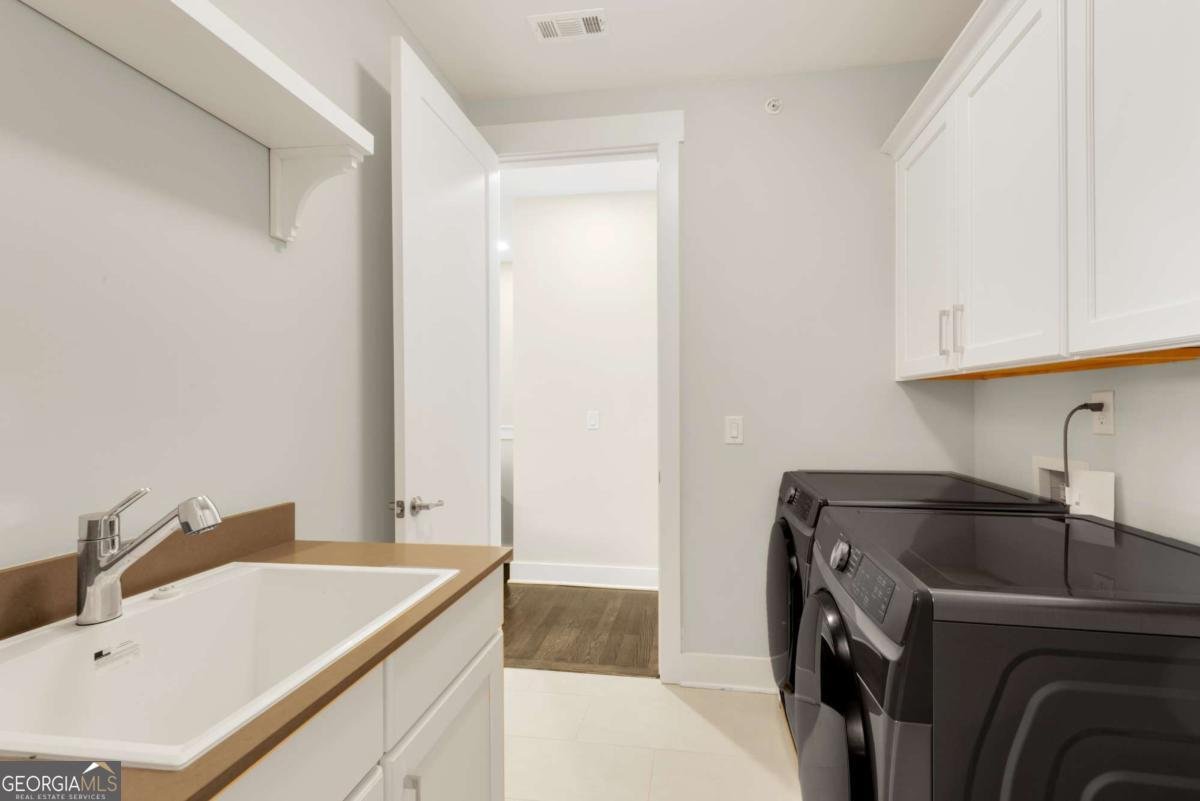 917 On Main Drive Woodstock - Photo 35