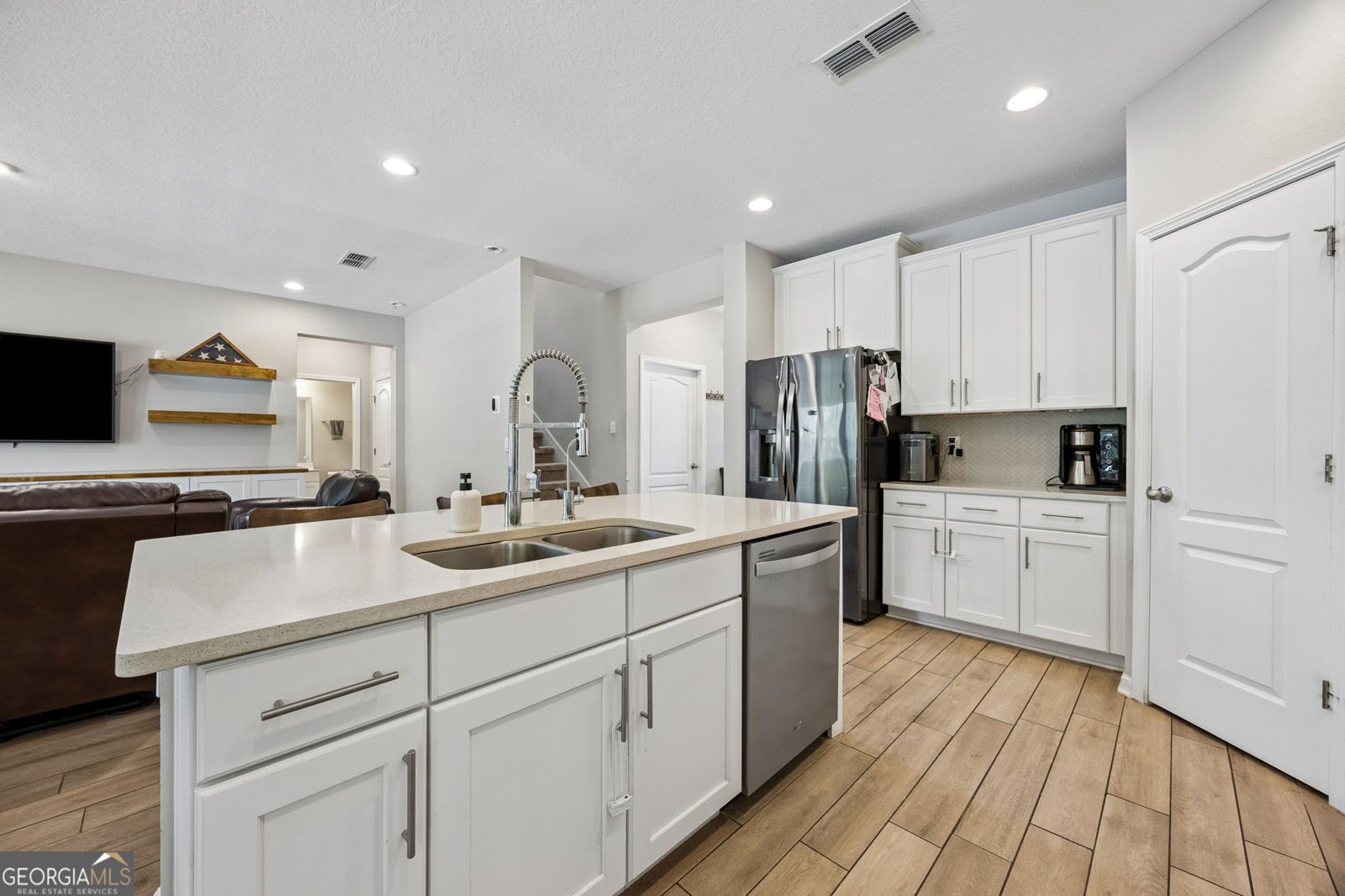 215 Holm Place Saint Marys - Photo 10