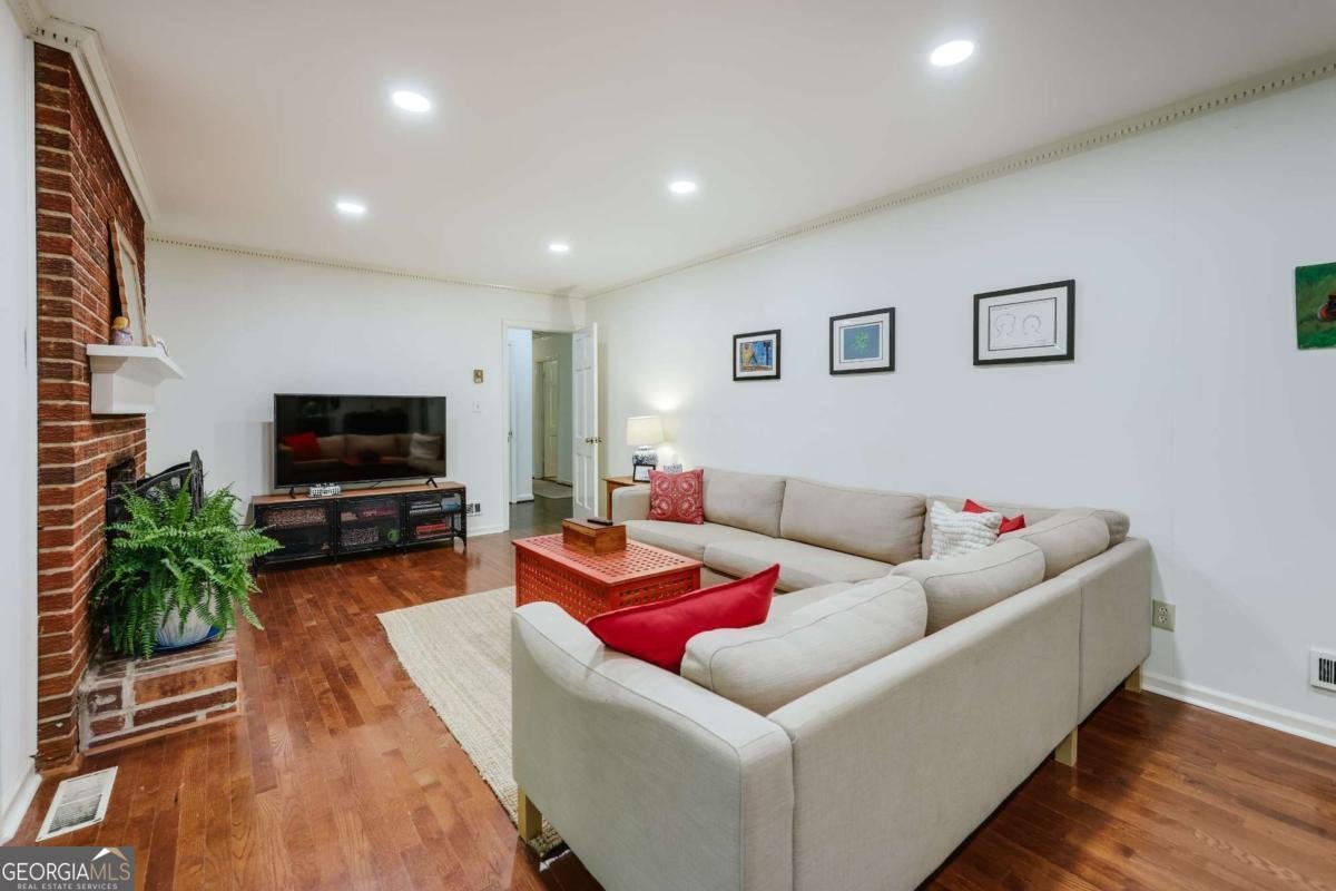 240 Clifton Drive Athens - Photo 11