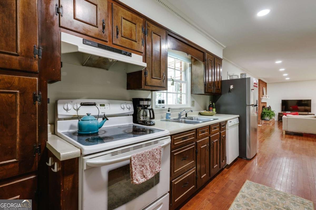 240 Clifton Drive Athens - Photo 18