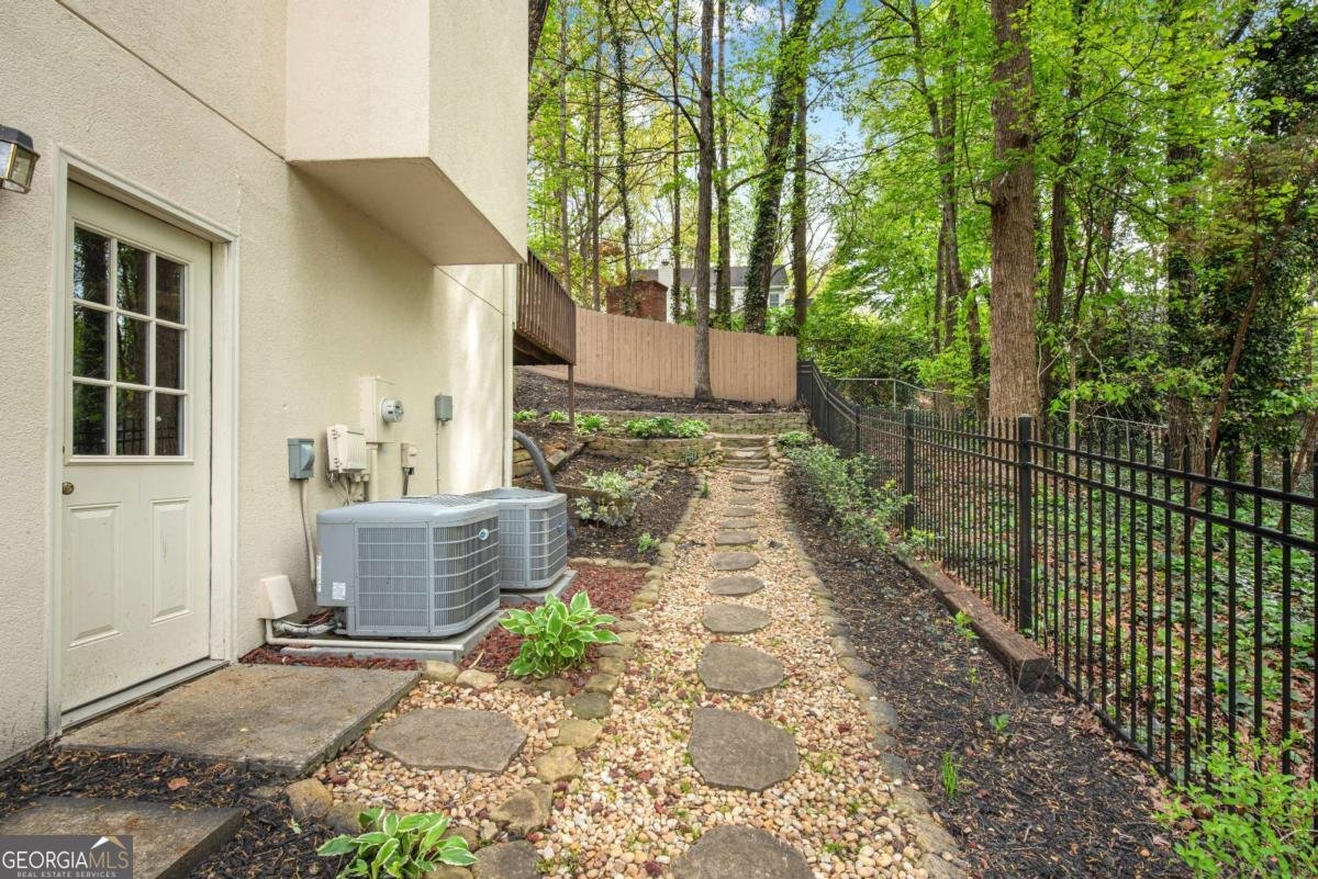 4008 Chelsea Lane Marietta - Photo 37