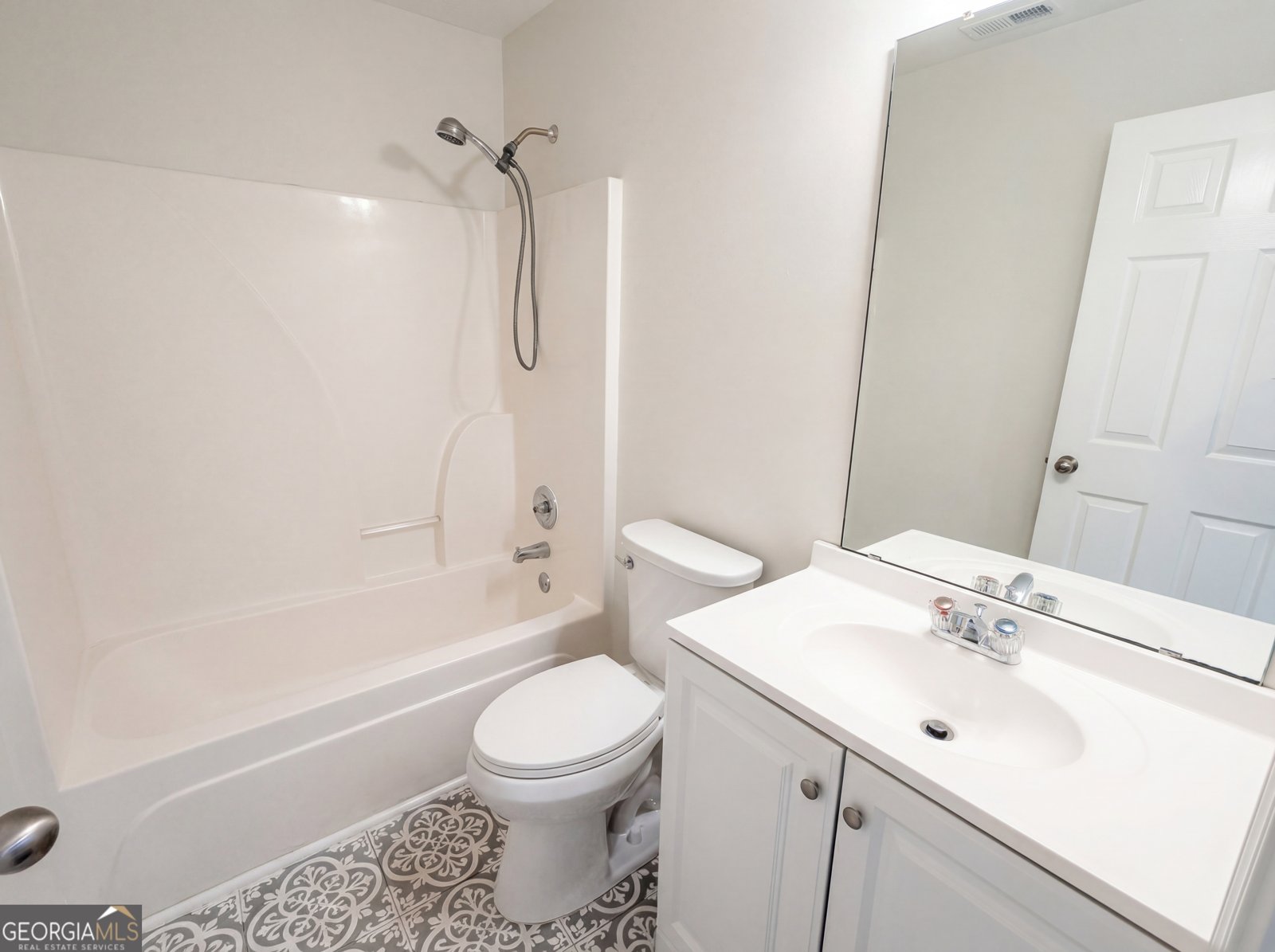 40 Cranbrook Court Covington - Photo 13