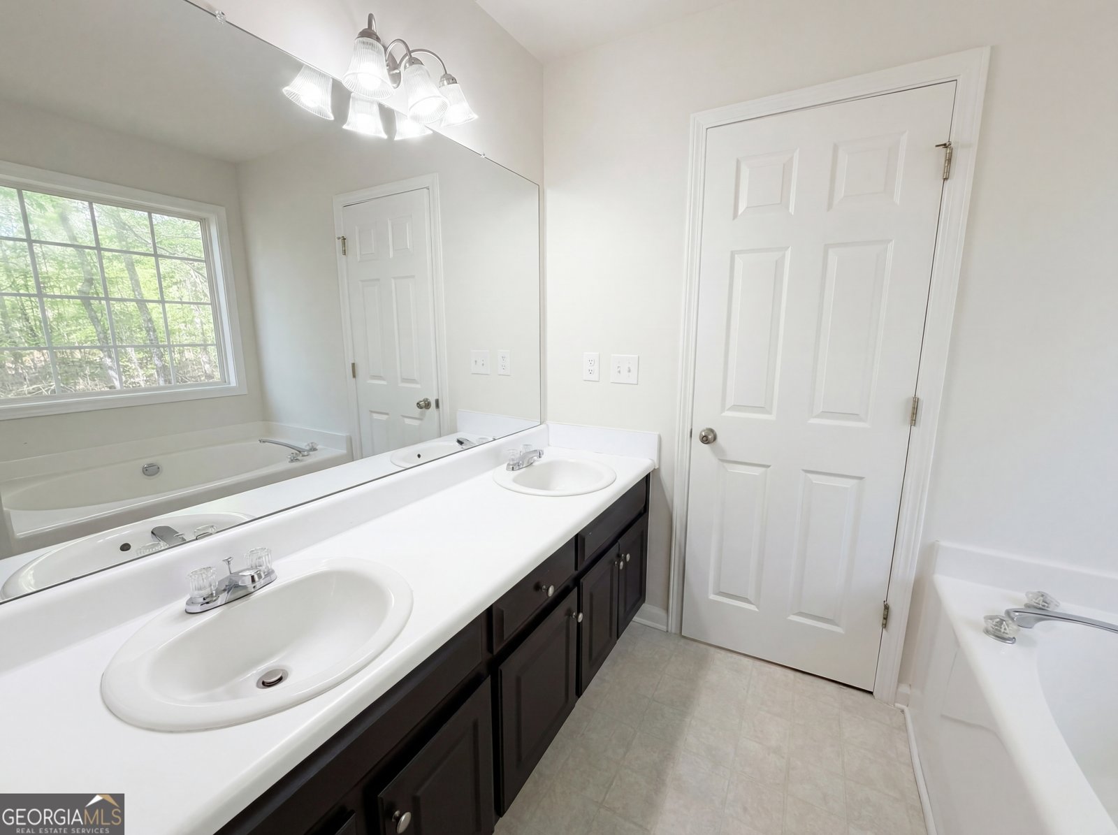 40 Cranbrook Court Covington - Photo 19