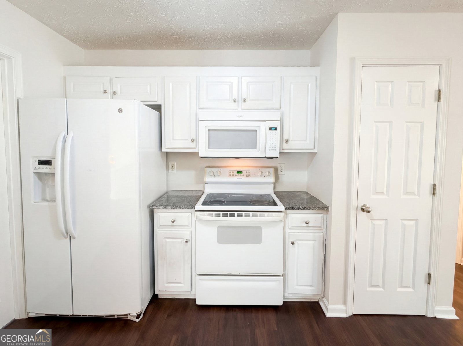 40 Cranbrook Court Covington - Photo 9