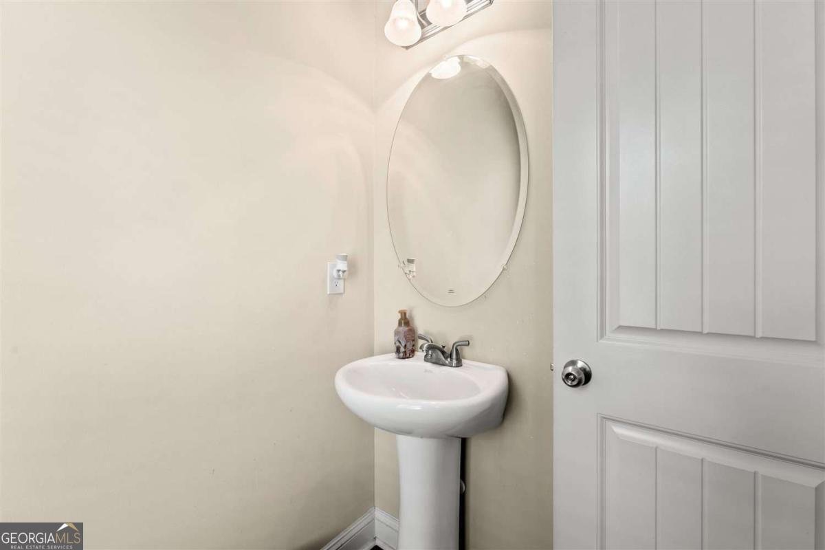 1187 Laurel Valley Court Buford - Photo 12