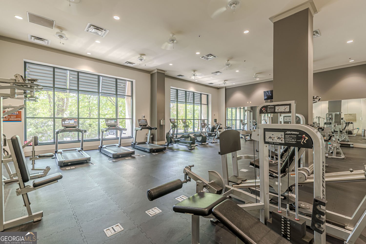 3040 Peachtree Road Atlanta - Photo 32