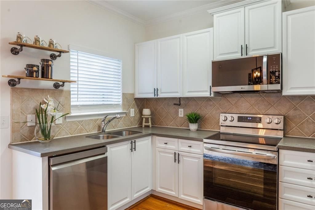 1100 Liberty Parkway Atlanta - Photo 8