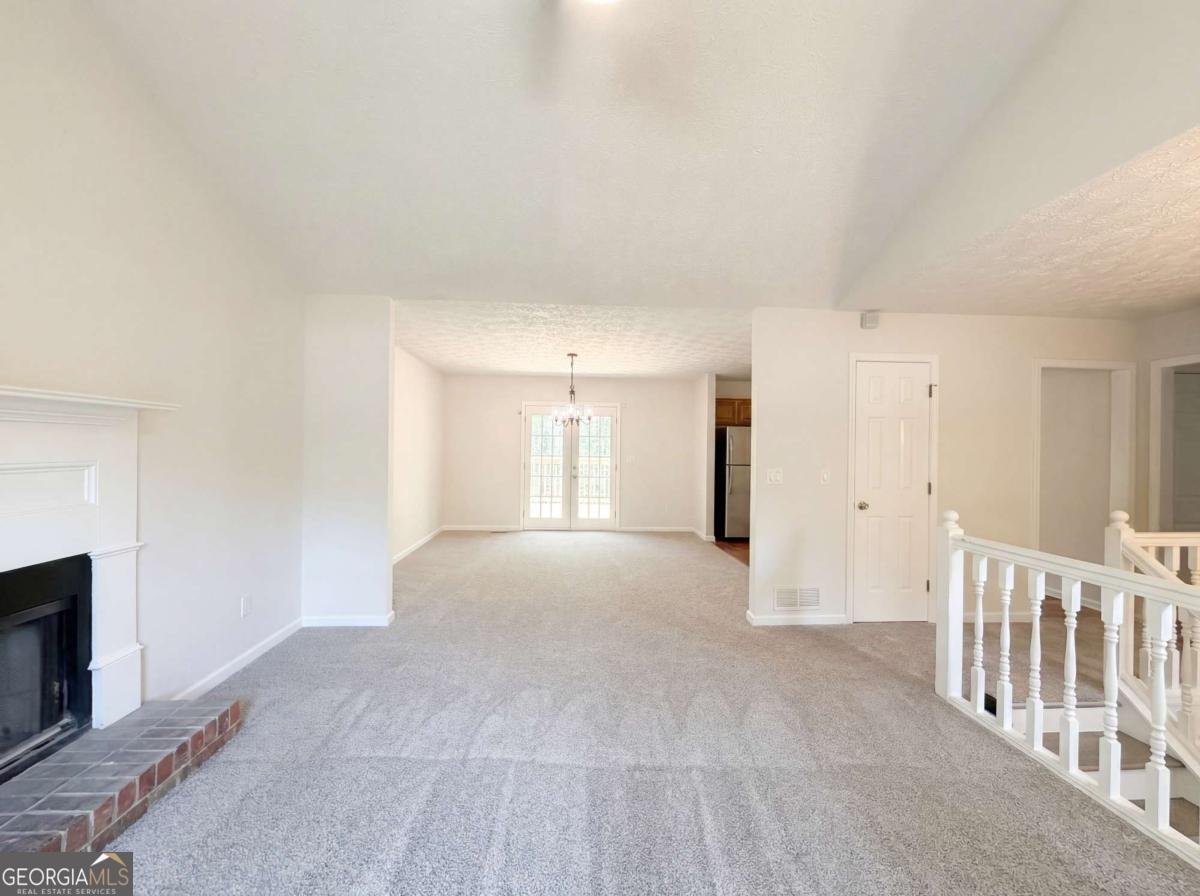 100 Stone Creek Drive Covington - Photo 7