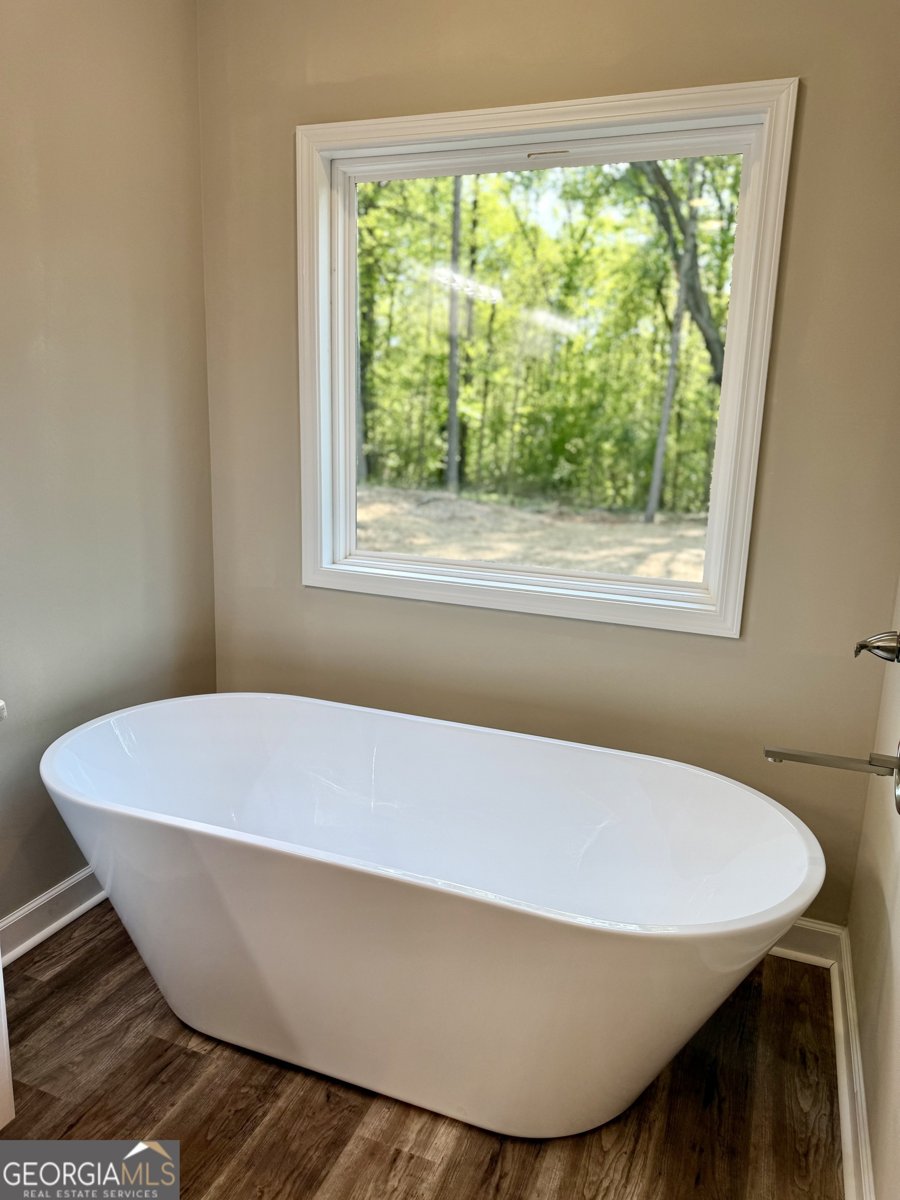 921 Silver Dollar Road Maysville - Photo 10