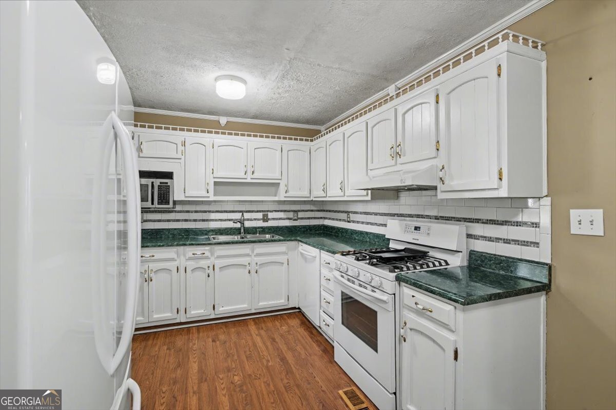 3012 Sasanqua Lane Marietta - Photo 14