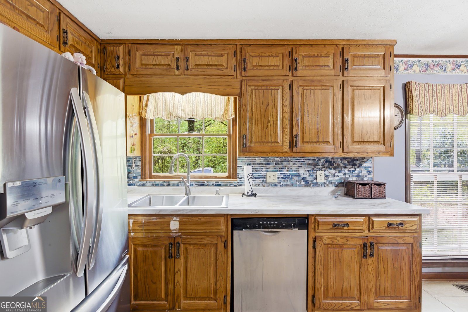 111 Bud Street Temple - Photo 12