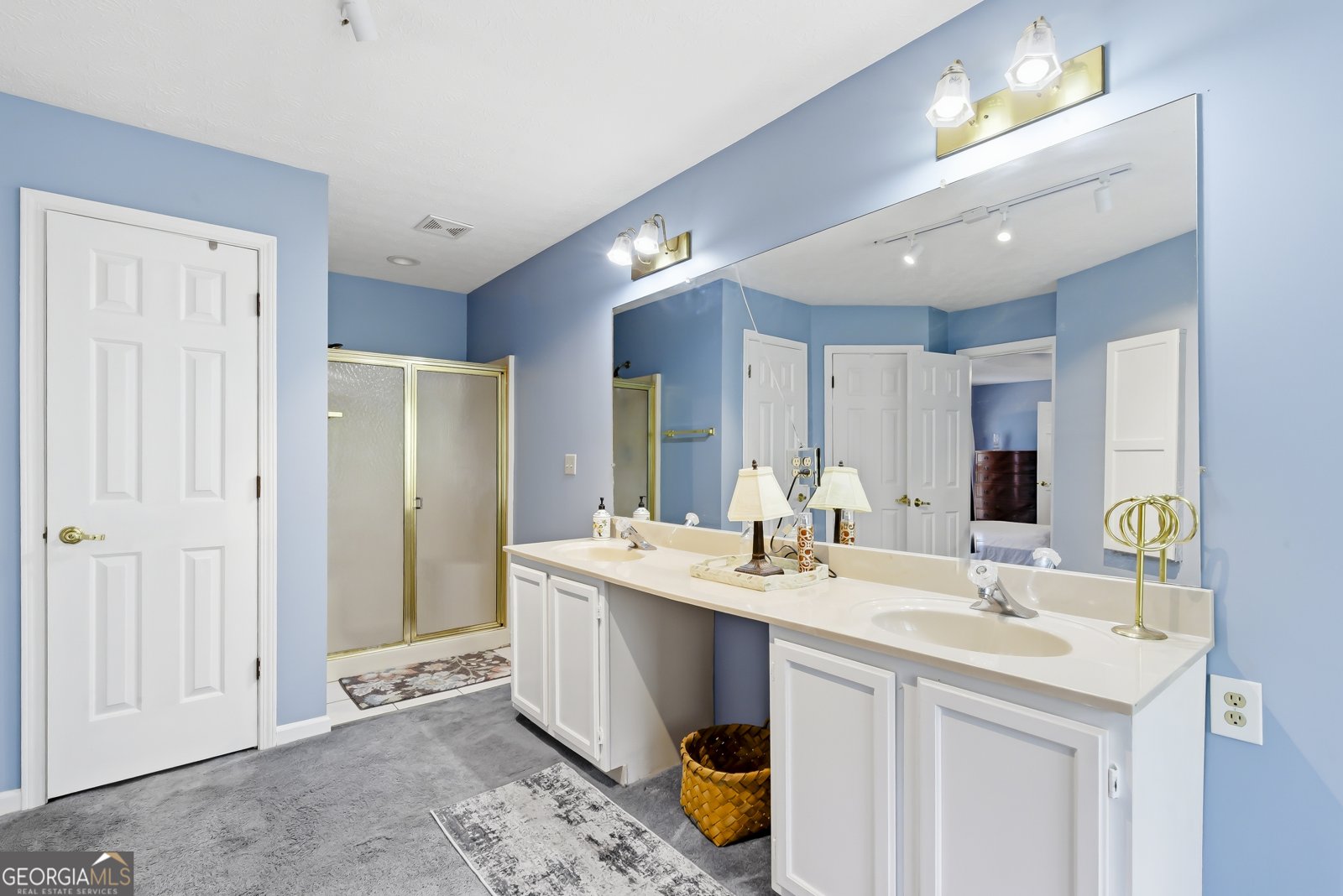 111 Bud Street Temple - Photo 25