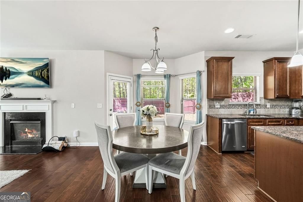 7823 Shertall Street Fairburn - Photo 9