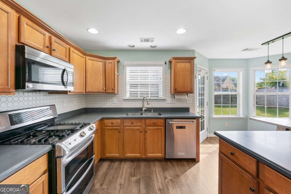 871 New Liberty Way Braselton - Photo 10