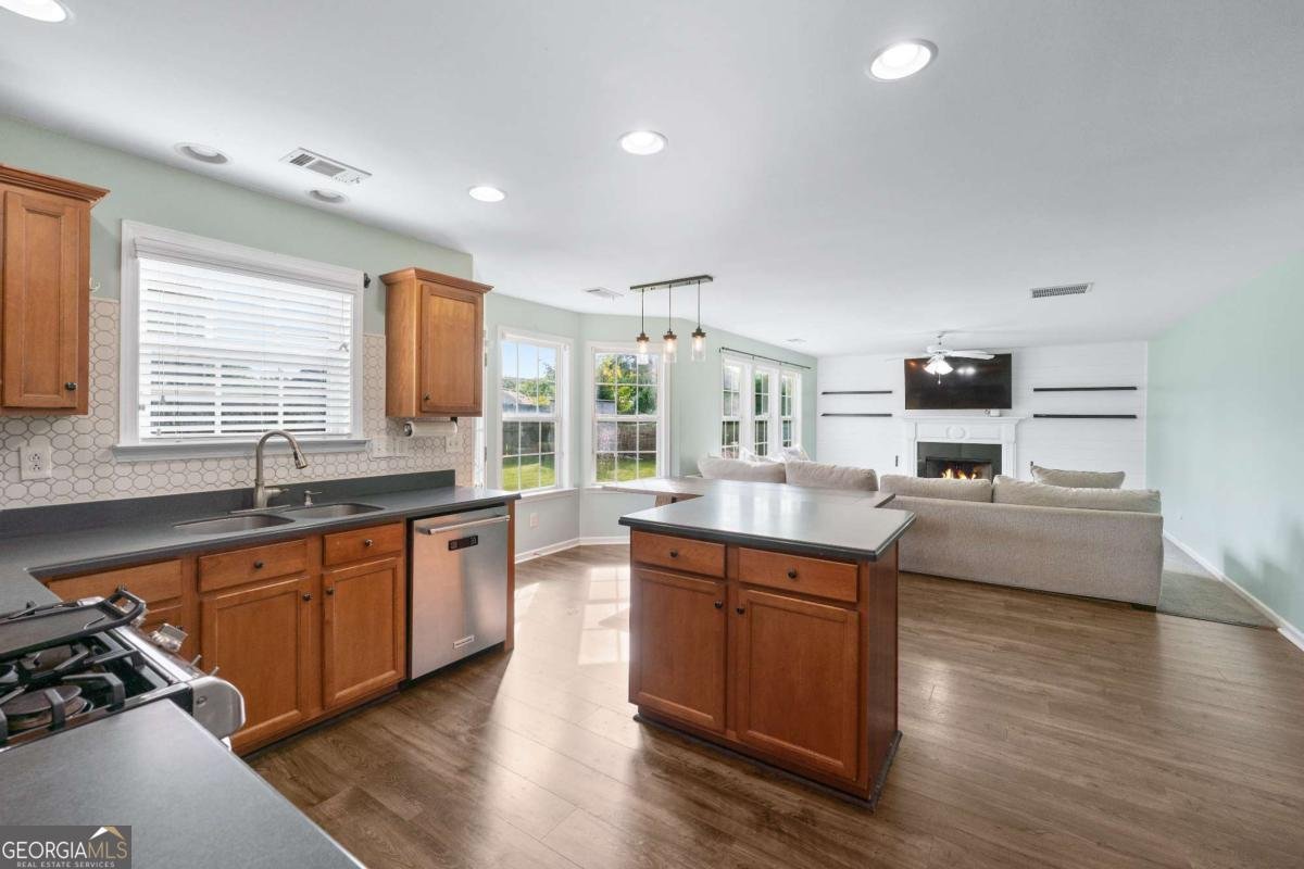 871 New Liberty Way Braselton - Photo 9