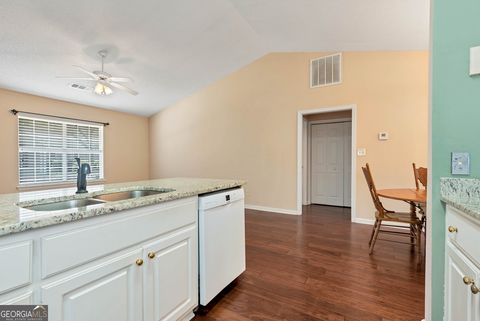 2987 Bentley Park Circle Gainesville - Photo 8