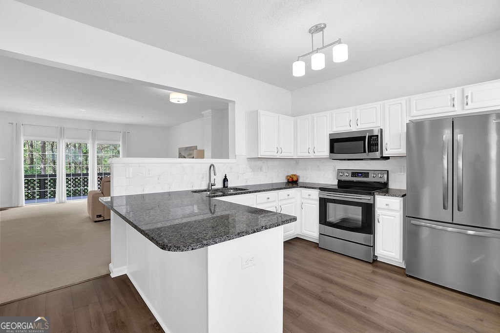 215 Riverstone Commons Circle Canton - Photo 18