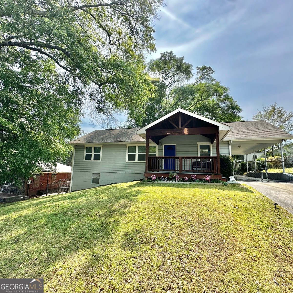 2260 Carver Drive Atlanta - Photo 1