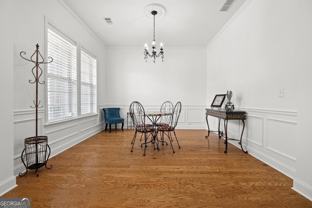 302 Canter Way Woodstock - Photo 8