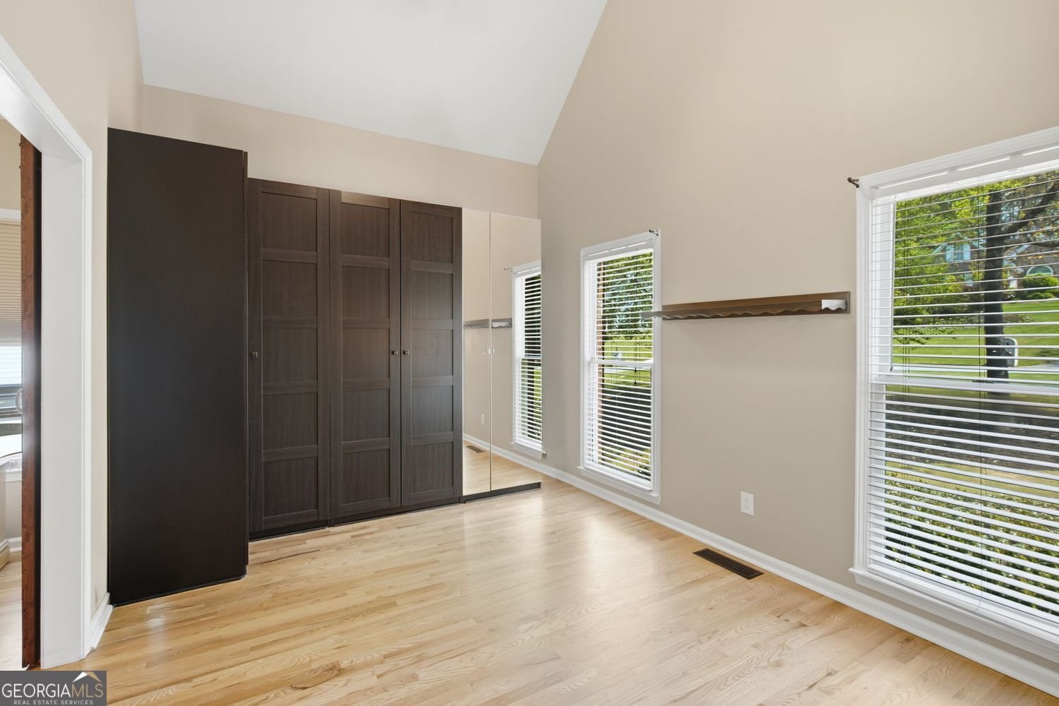 5817 Bayside Court Buford - Photo 10