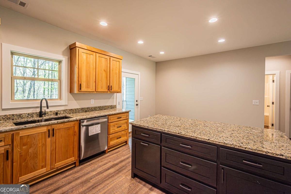 135 Rocky Branch Drive Murrayville - Photo 32