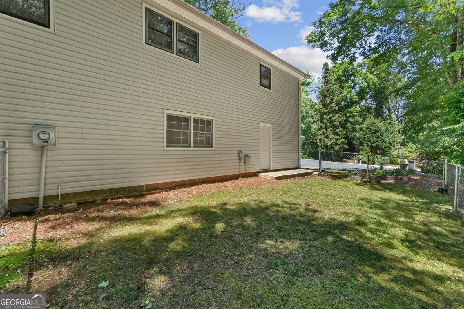 608 Wellington Court Woodstock - Photo 33