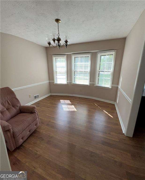 608 Wellington Court Woodstock - Photo 7