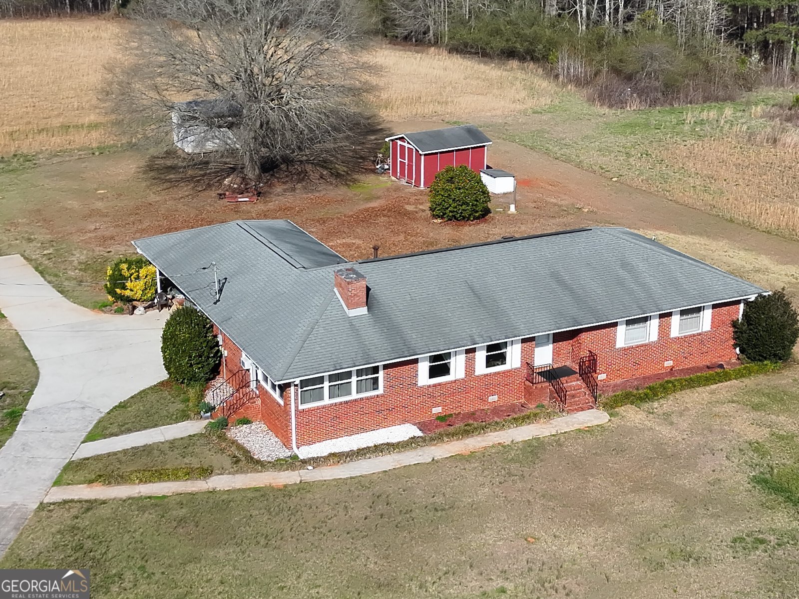 8365 Mt Carmel Senoia - Photo 1