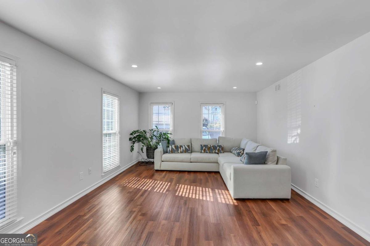 218 Forkner Drive Decatur - Photo 6