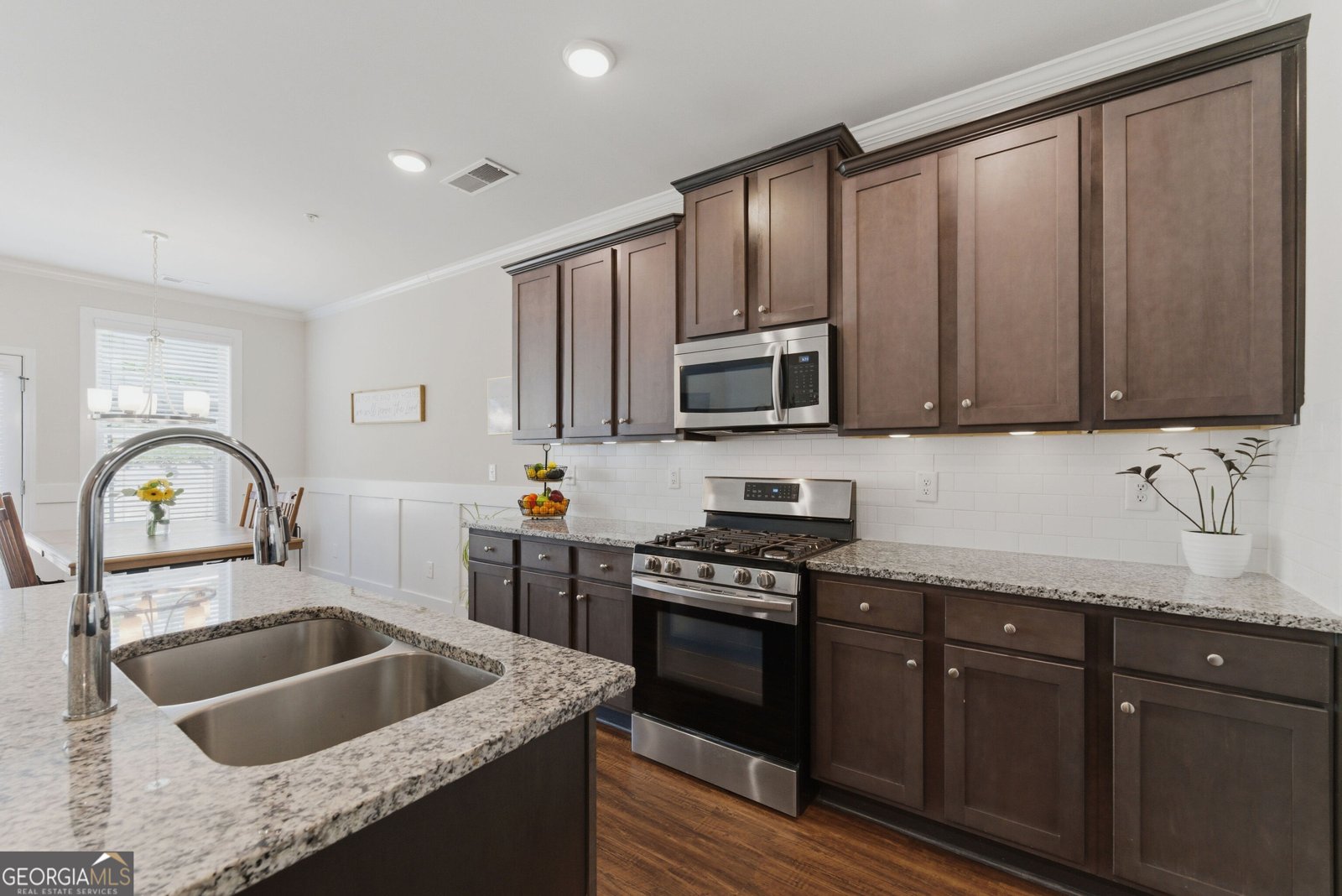 366 Cherryhill Lane Woodstock - Photo 6