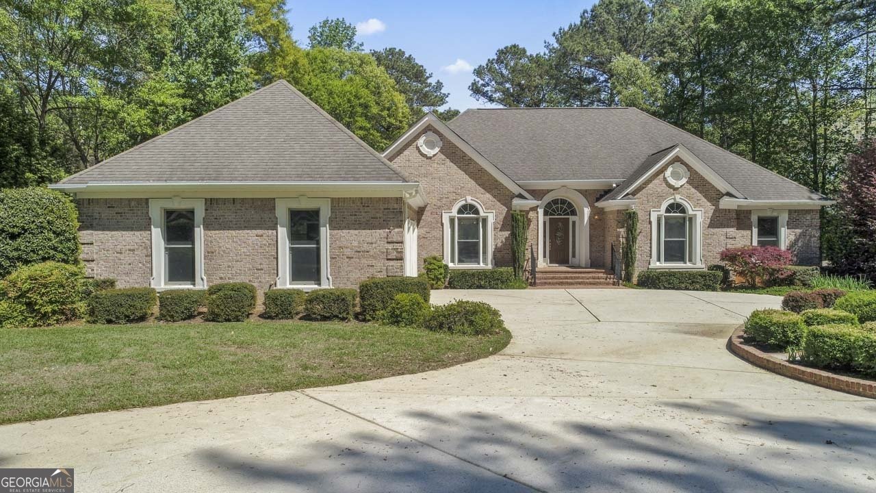 220 Allie Drive McDonough - Photo 1
