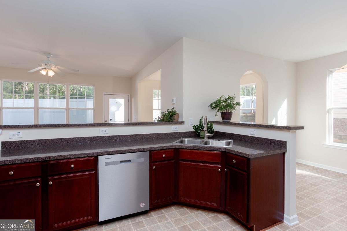 206 Oconee Way Canton - Photo 7