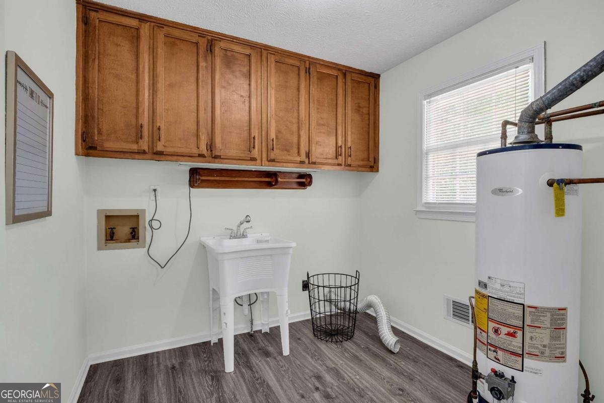 2203 Meadow Drive Snellville - Photo 14