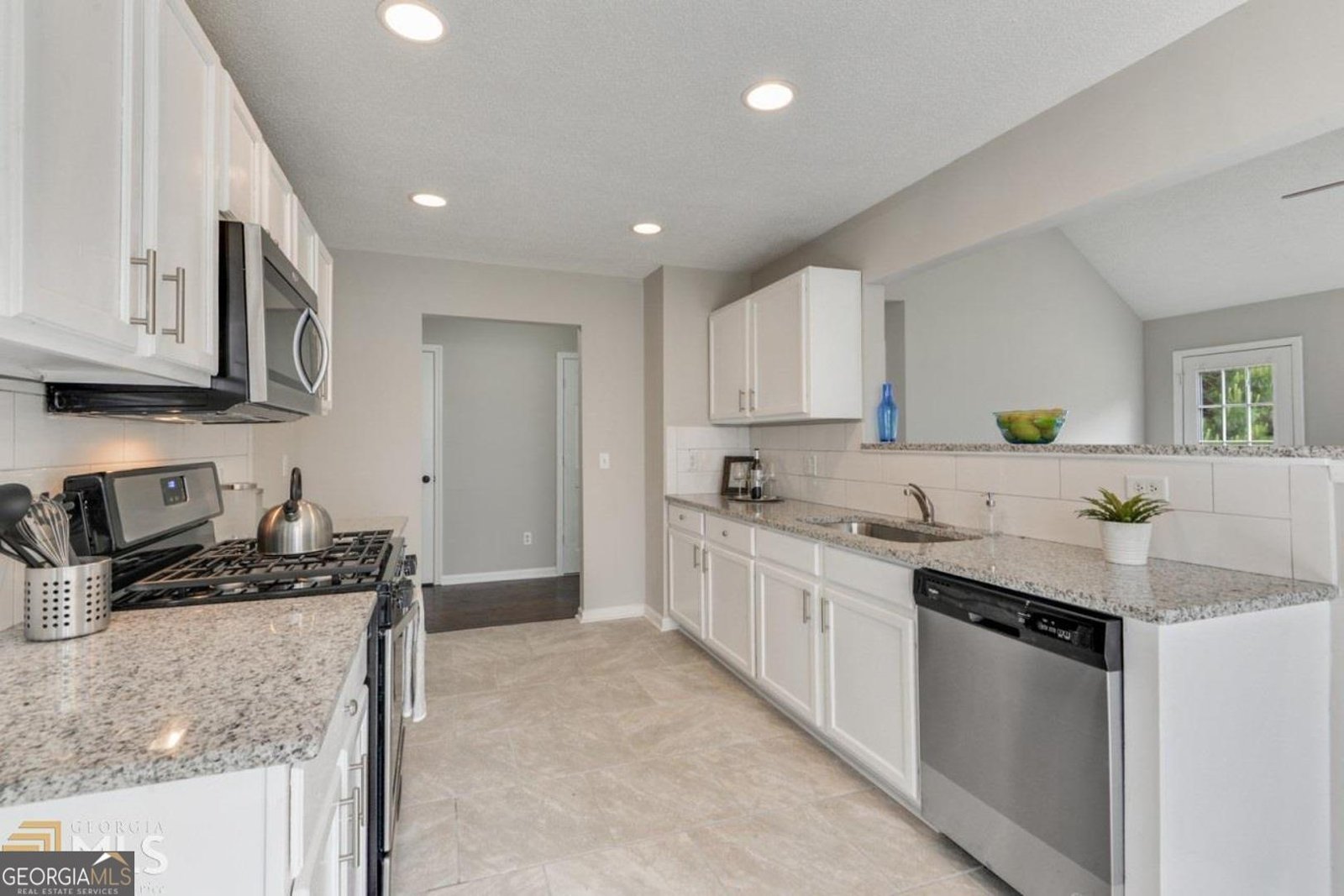 635 Sable View Lane Atlanta - Photo 9