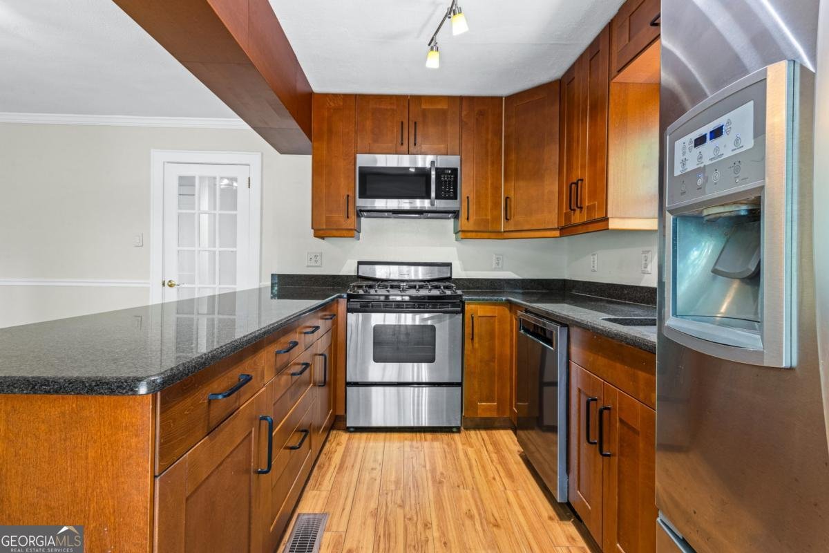 978 Ormewood Terrace Atlanta - Photo 7