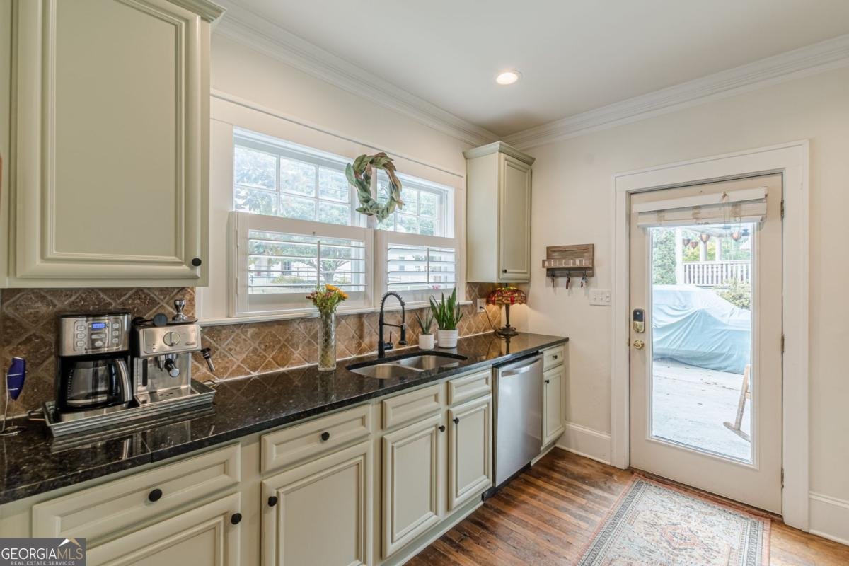 1751 Temple Avenue Atlanta - Photo 16